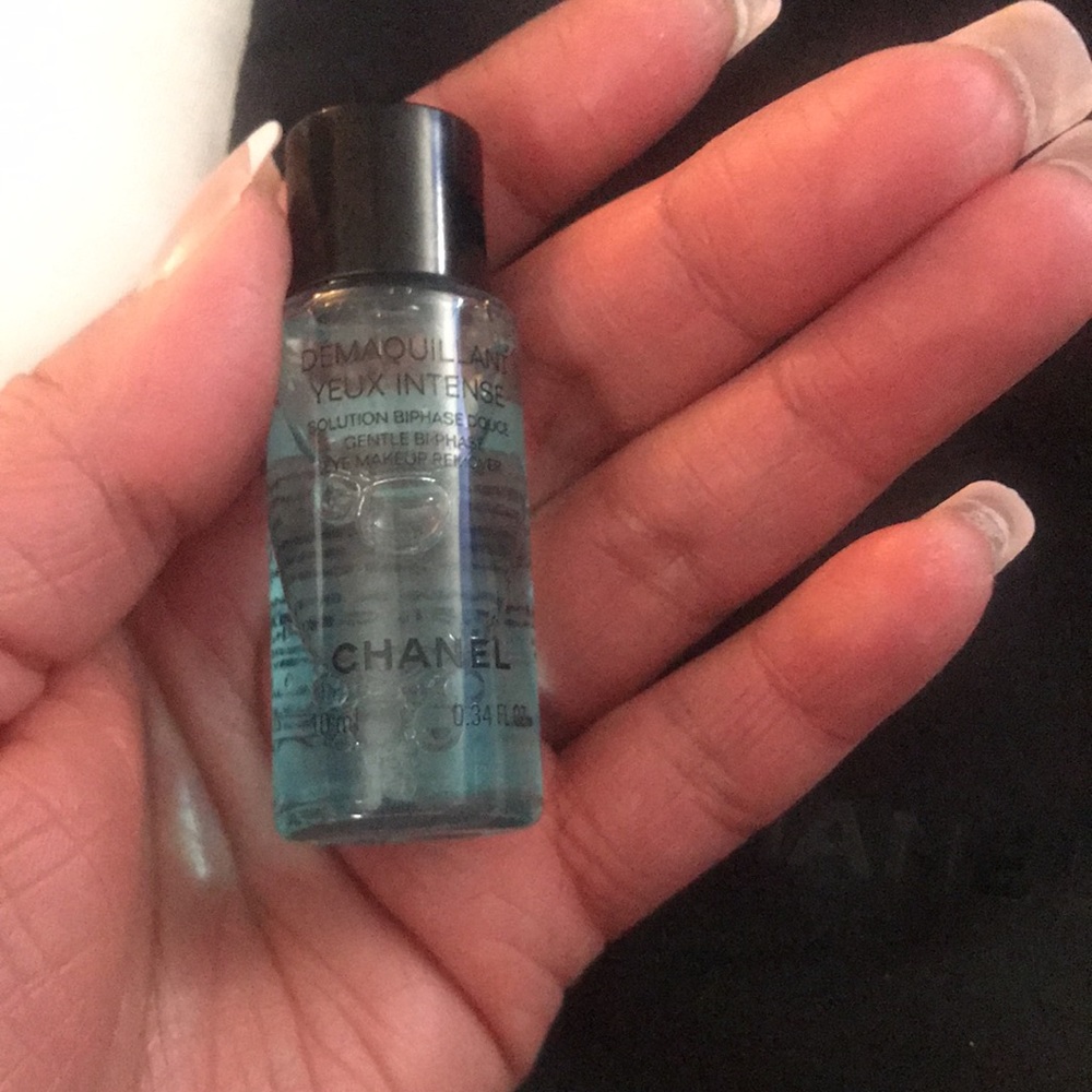 ⚡️FINAL PRICE⚡️ Chanel Demaquillant Yeux Intense Gentle Bi-Phase Makeup Remover